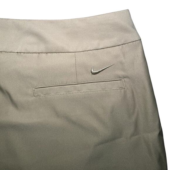 Beige Golf Skirt with Pockets and Built-In Shorts - size 6 - Picture 3 of 4